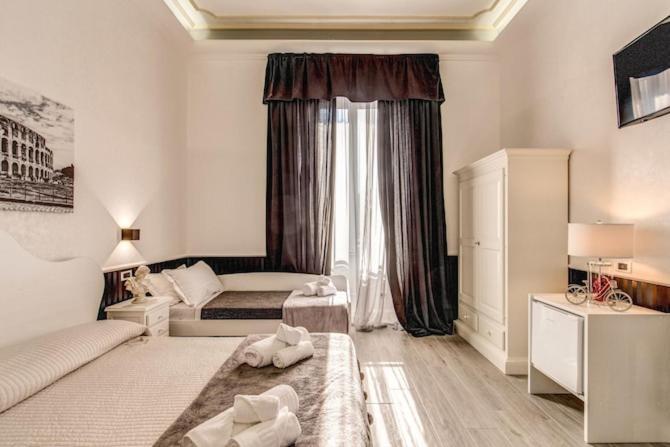 ホテル Smart Lux Roma Centro エクステリア 写真